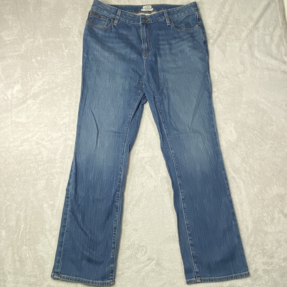 LL Bean‎ Jeans Womens 12 Blue Denim Straight Leg Favorite Fit Mid Rise Stretch